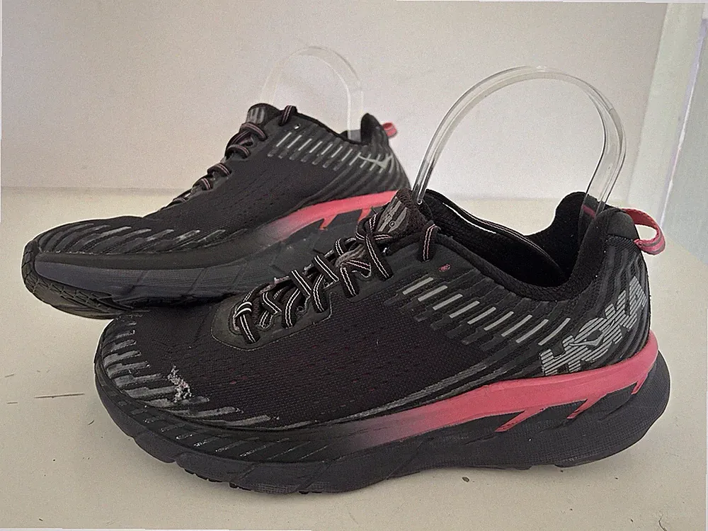 Hoka One One Clifton 5 schwarz pink Damen-Laufschuhe Fitnessschuhe UK 6,5