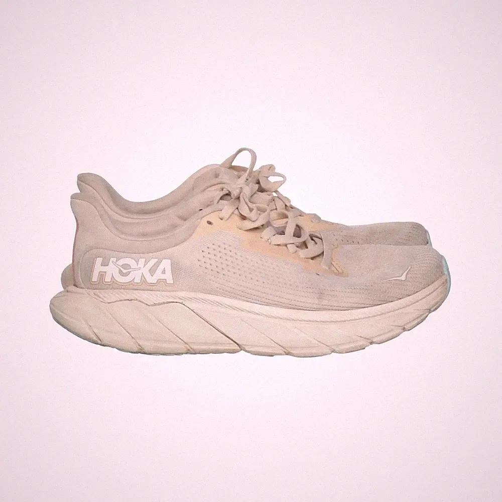 Hoka One One, Laufschuhe, Größe: 38 2/3, model: arahi 7, Beige, Damen #uXv