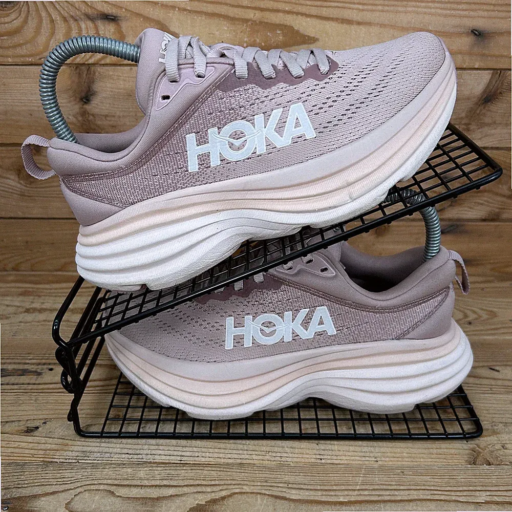 Hoka One One Turnschuhe Damen Größe UK 3,5 Bondi 8 hellmauve Straßenlaufschuhe