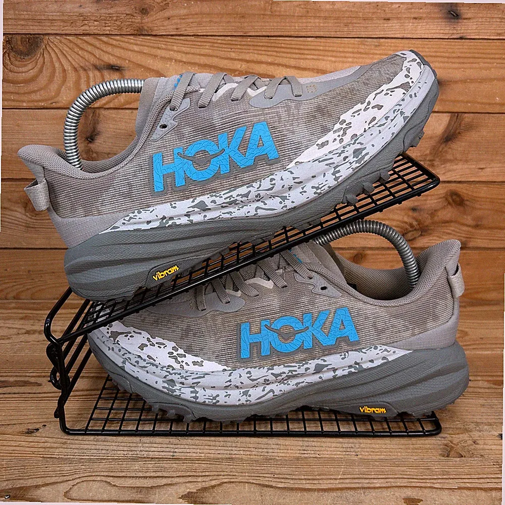 Hoka One One Turnschuhe Damen Größe UK 7,5 SpeedGoat 6 grau Vibram Trailrunningschuhe