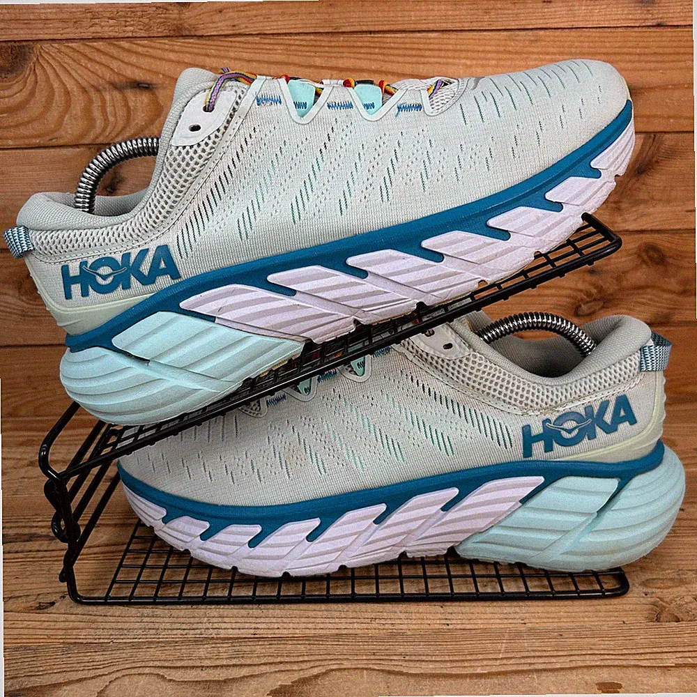 Hoka One One Turnschuhe Damengröße UK 8 Gaviota 3 Morning Mist blau getönt Schuhe