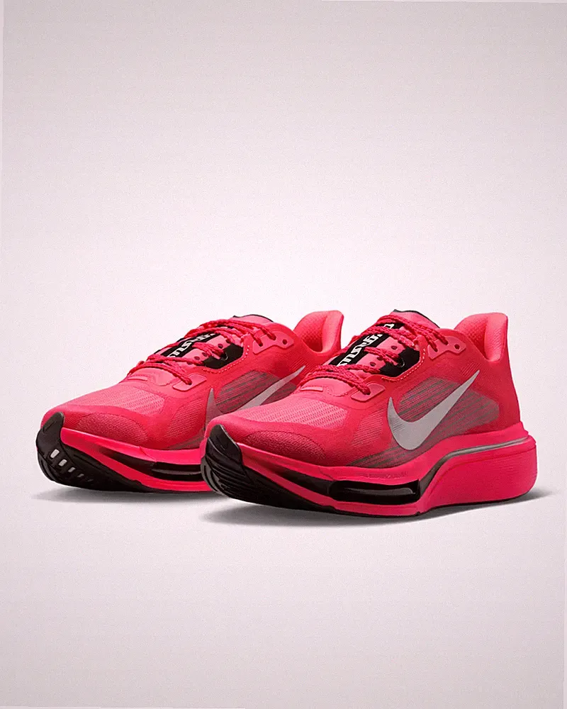 IM2543-600 Nike Pegasus Plus 2 Straßenlaufschuhe (Damen)