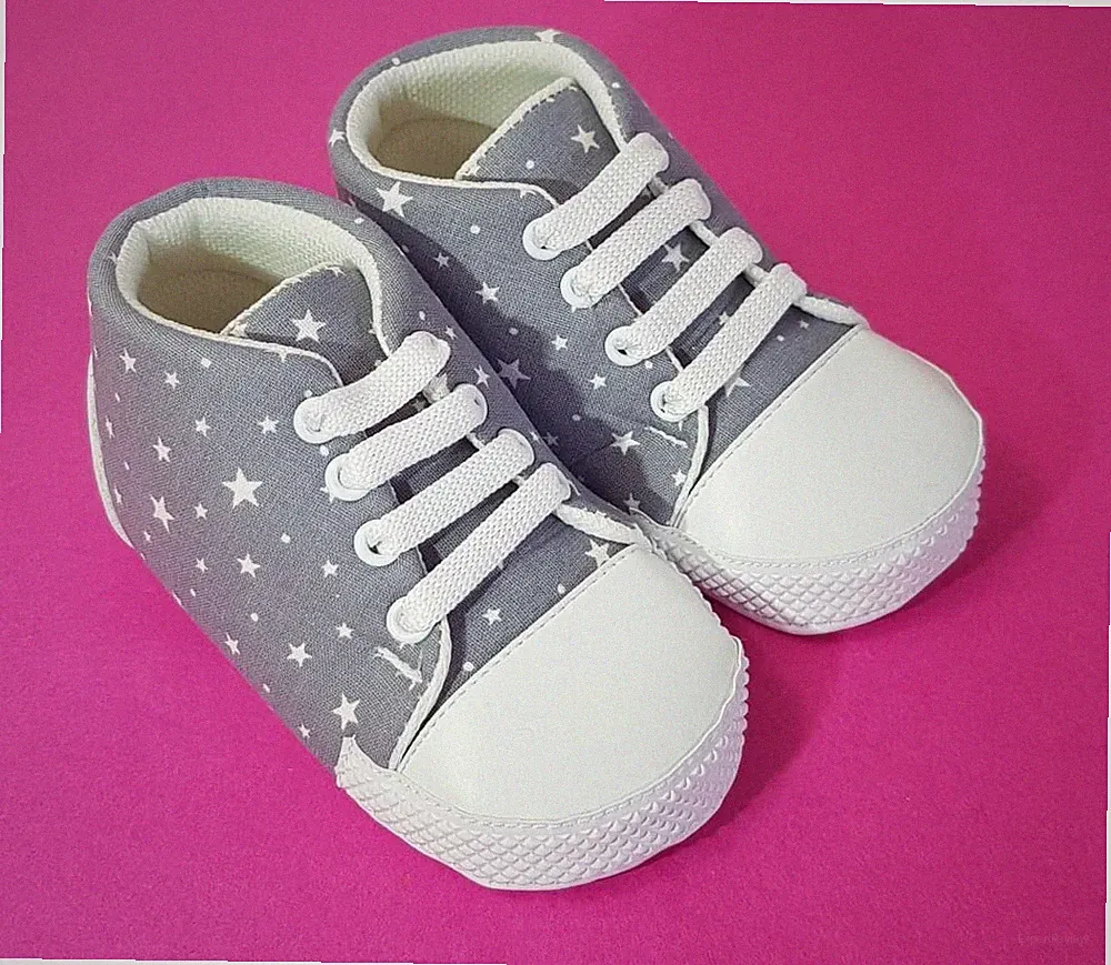 Lauflernschuhe, Barfußschuhe, Babyschuhe gr. 19, unisex, grau mit Sternen