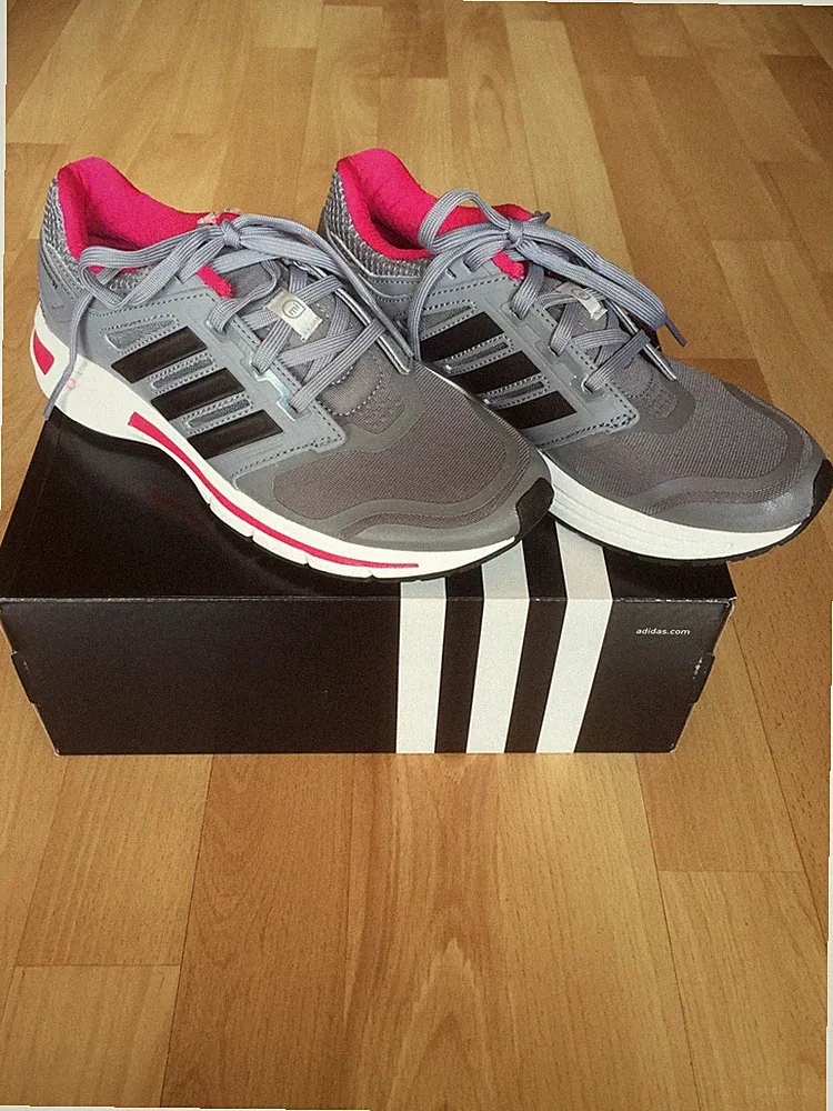Laufschuh Damen, adidas revenergy techfit mit adistar boost und TORSION, Gr. 36