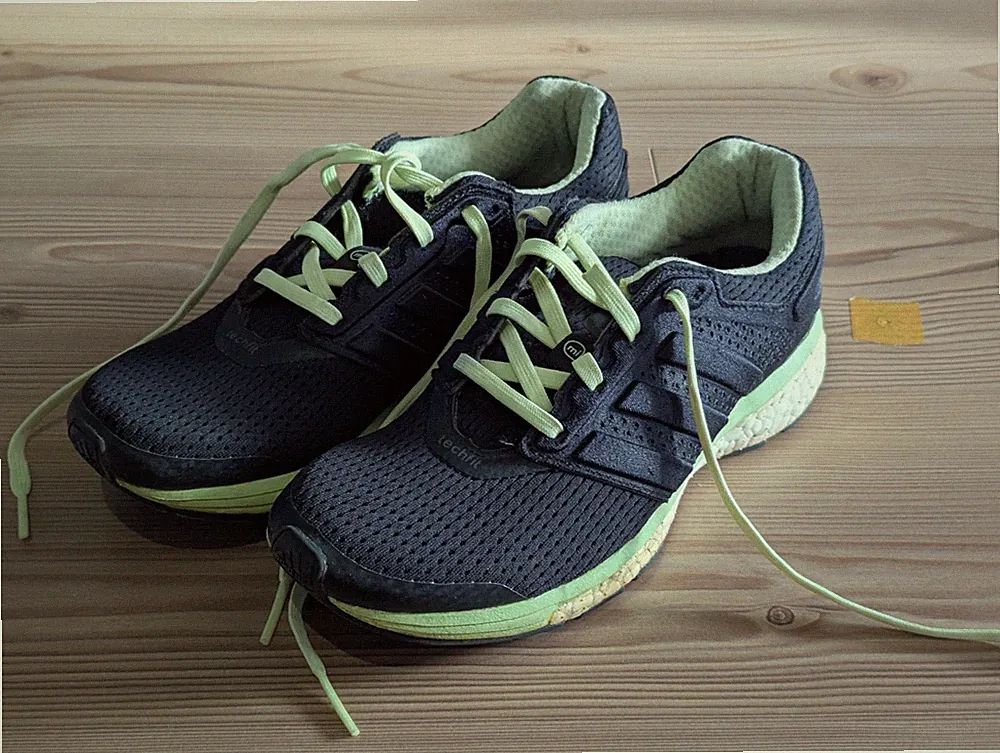 Laufschuhe Adidas schwarz neon gelb Damen Größe 38 kleiner Mängel