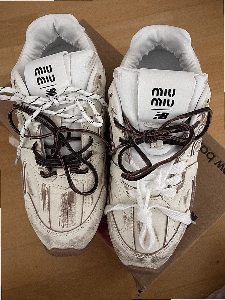 Miu Miu x New Balance Sneaker Leder Ecru EU38