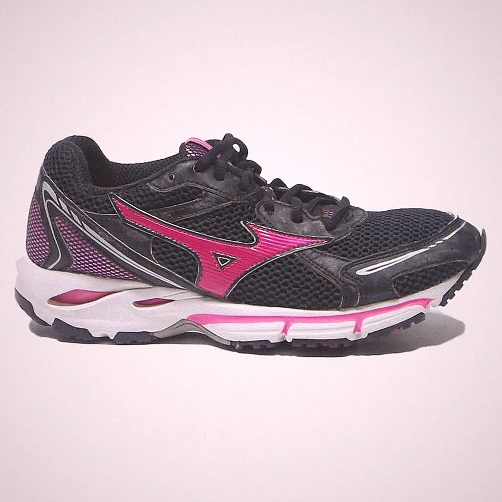 MIZUNO Damen Laufschuhe Schwarz Pink Synthetik UK 6 Komfortabel