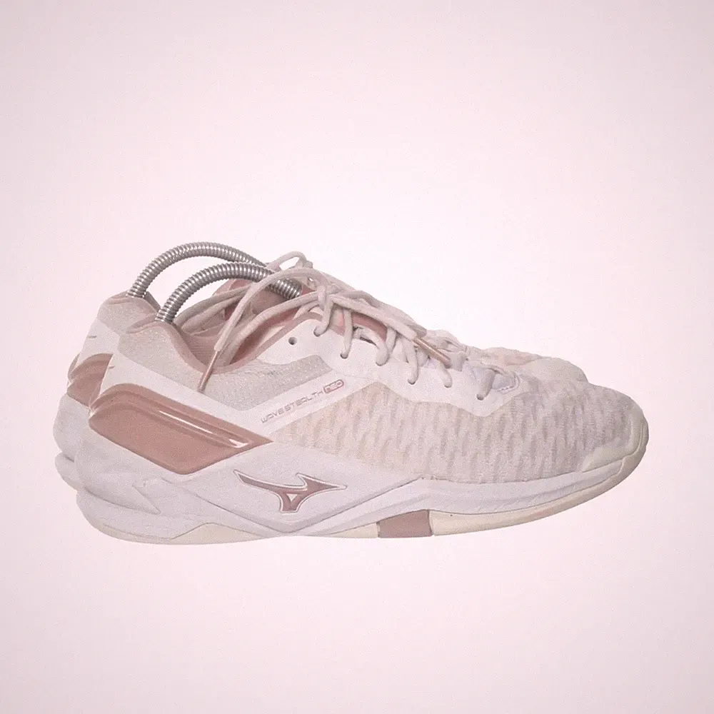Mizuno, Laufschuhe, Größe: 38 1/2, WAVE STEALTH NEO, Weiß/Beige, Damen #0Y9
