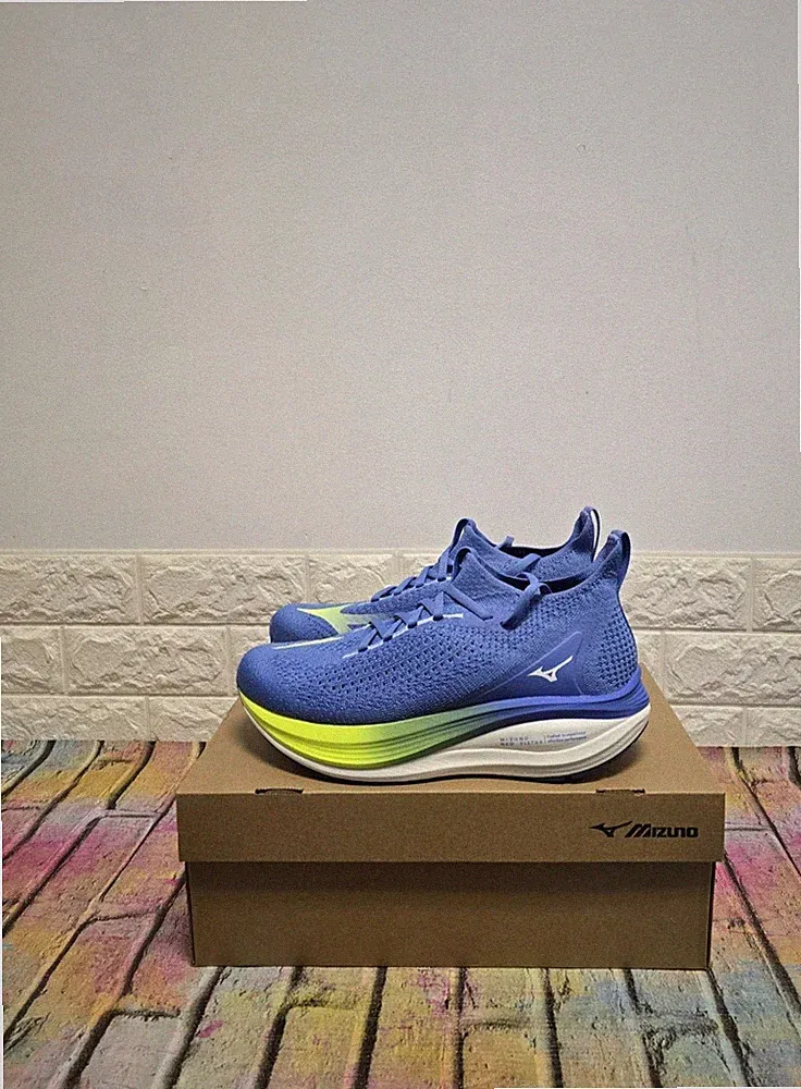 Mizuno Neo Vista 2 Straßenlaufschuhe UK 6,5 Damen UVP 150£ Ultramarine