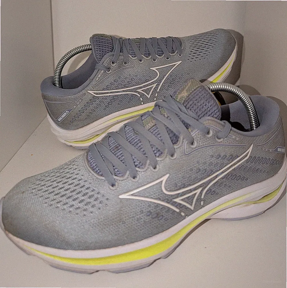 Mizuno Wave Rider 25 Damen-Laufschuhe Turnschuhe meliert weiß Neo limette 6,5