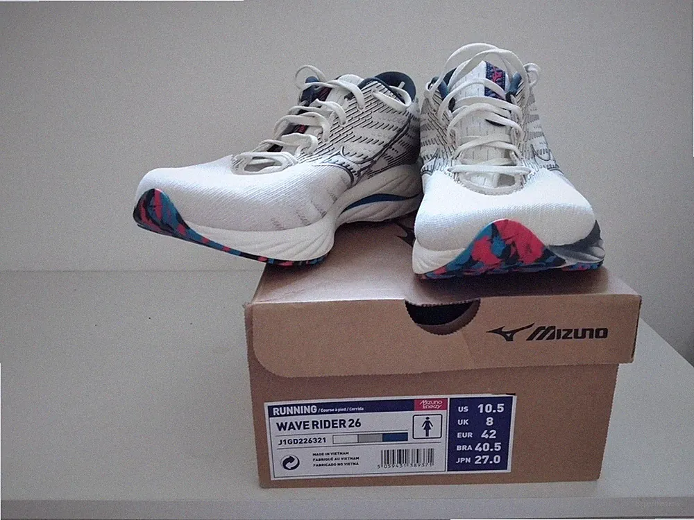 Mizuno Wave Rider 26 Damen Laufschuhe Größe 42 NEU und ungetragen NP 160.