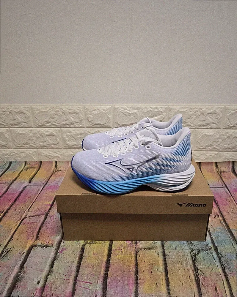 Mizuno Wave Rider 28 Straßenlaufschuhe UK 4 Damen UVP 140£ weiß / Mugen