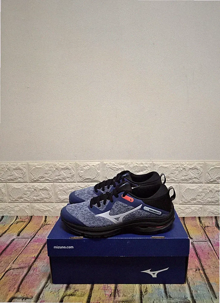 Mizuno Wave Rider TT Trailrunningschuhe UK 5 Damen UVP 140£ Blue / Blue Fog