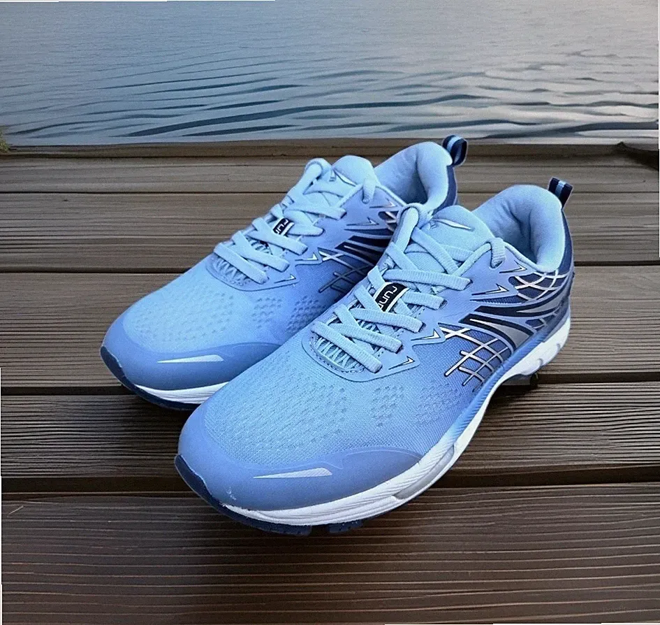 NEU Lauf Schuhe 39 Hellblau Sneakers Laufschuhe Crane