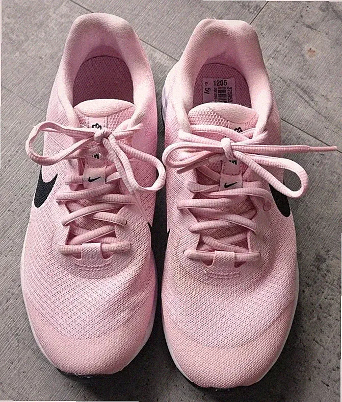 NEU Nike Revolution 37,5 Laufschuhe Running Sneaker Schuhe DD1096-608