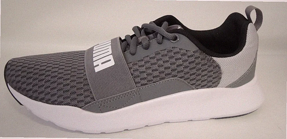 NEU Puma Wired Größe 37,5 Schuhe Sneaker Laufschuhe 366970-10 leicht