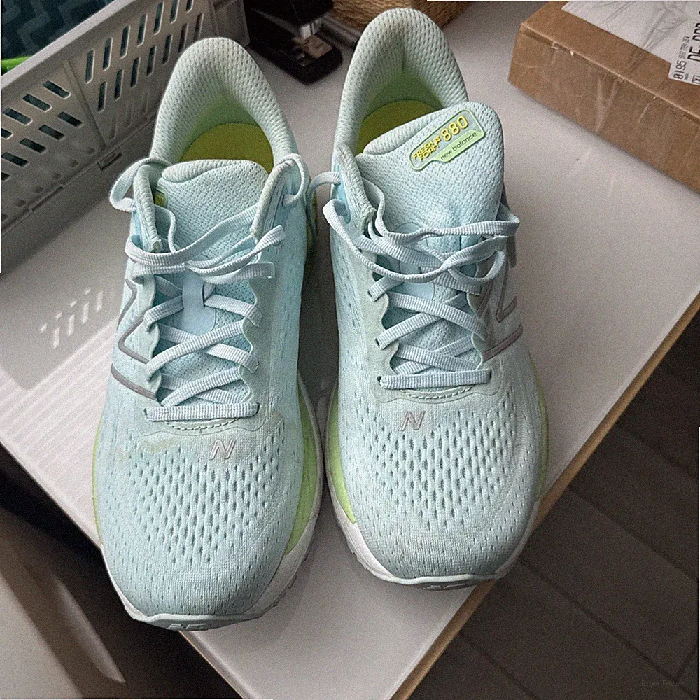 New Balance 880 Damen Laufschuhe Turnschuhe Jogging Größe 40.5 türkis