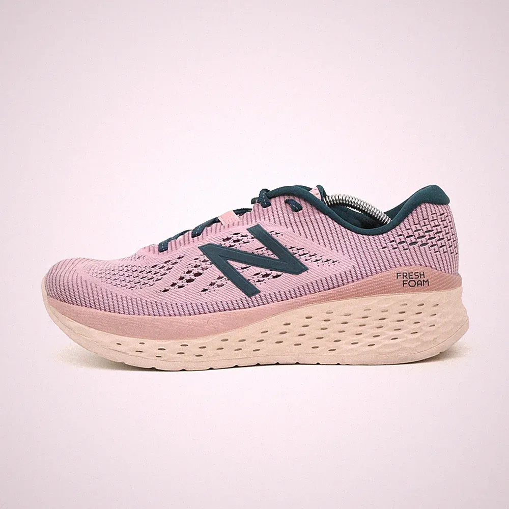New Balance Damen Fresh Foam More Sportschuh Pink/Blau ämpfend Laufschuh EU 40.5