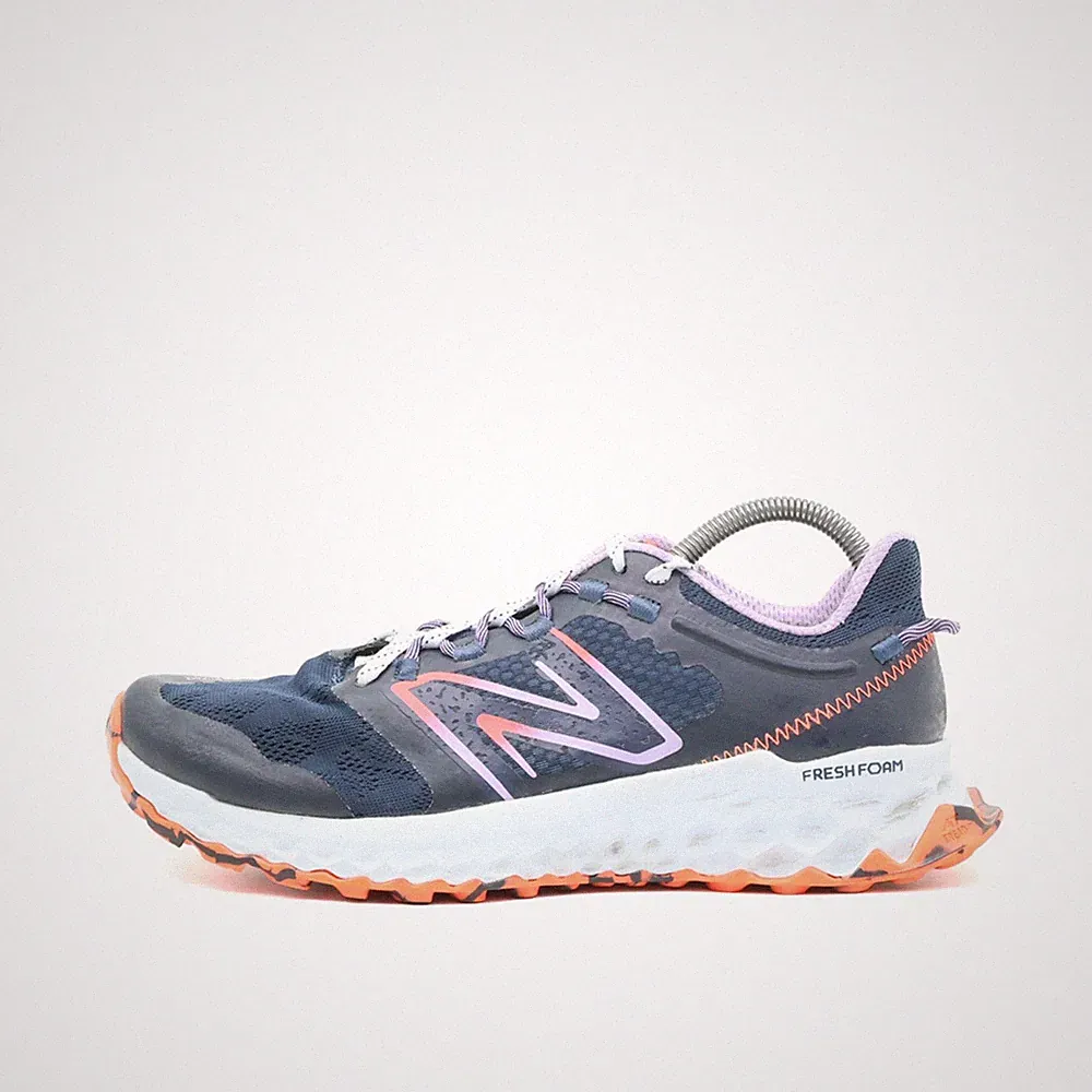 New Balance Damen Garoé Laufschuhe Blau/Lila/Orange Mesh Foam Trail EU 39