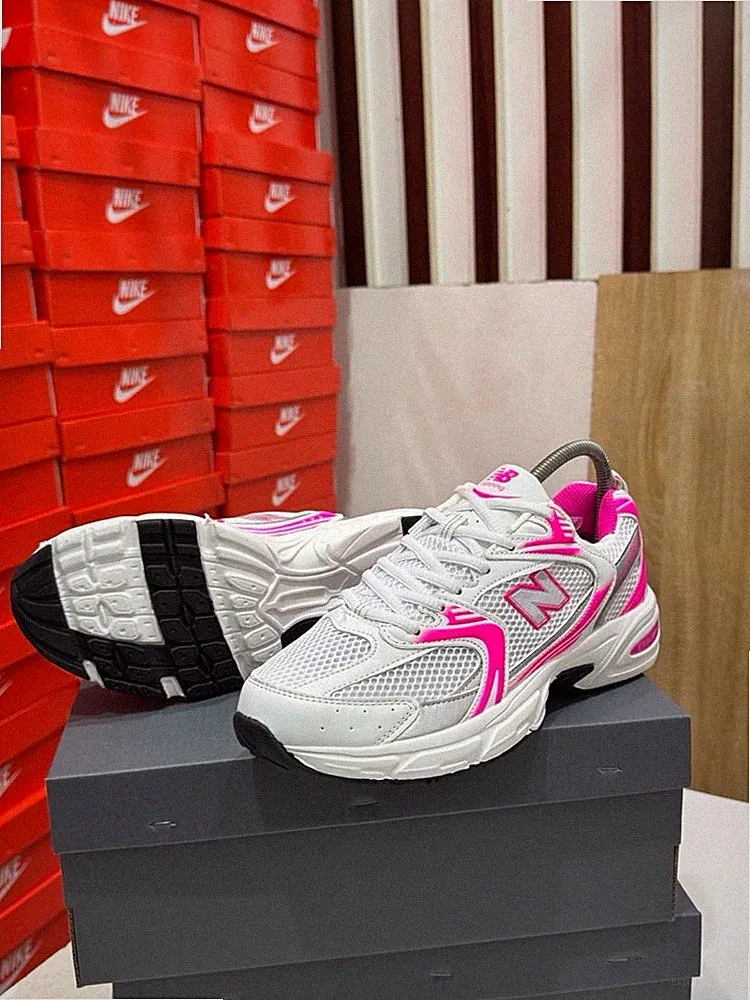 New Balance Damen Sneaker EU 37 Low Top Mesh Schnürung Weiß Rosa Grau