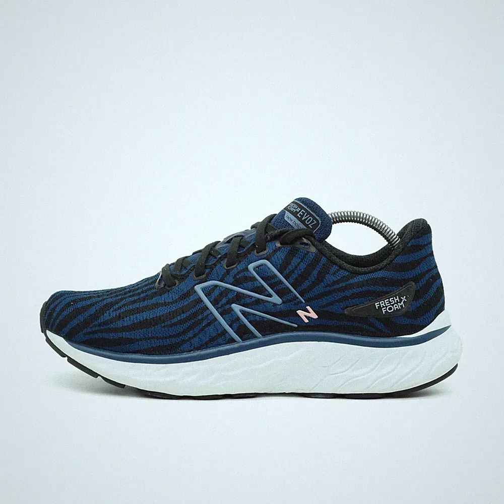 New Balance Damen WEVOZGN3 Sneaker dunkelblau Textil Low EVOZ Laufschuhe EU 38