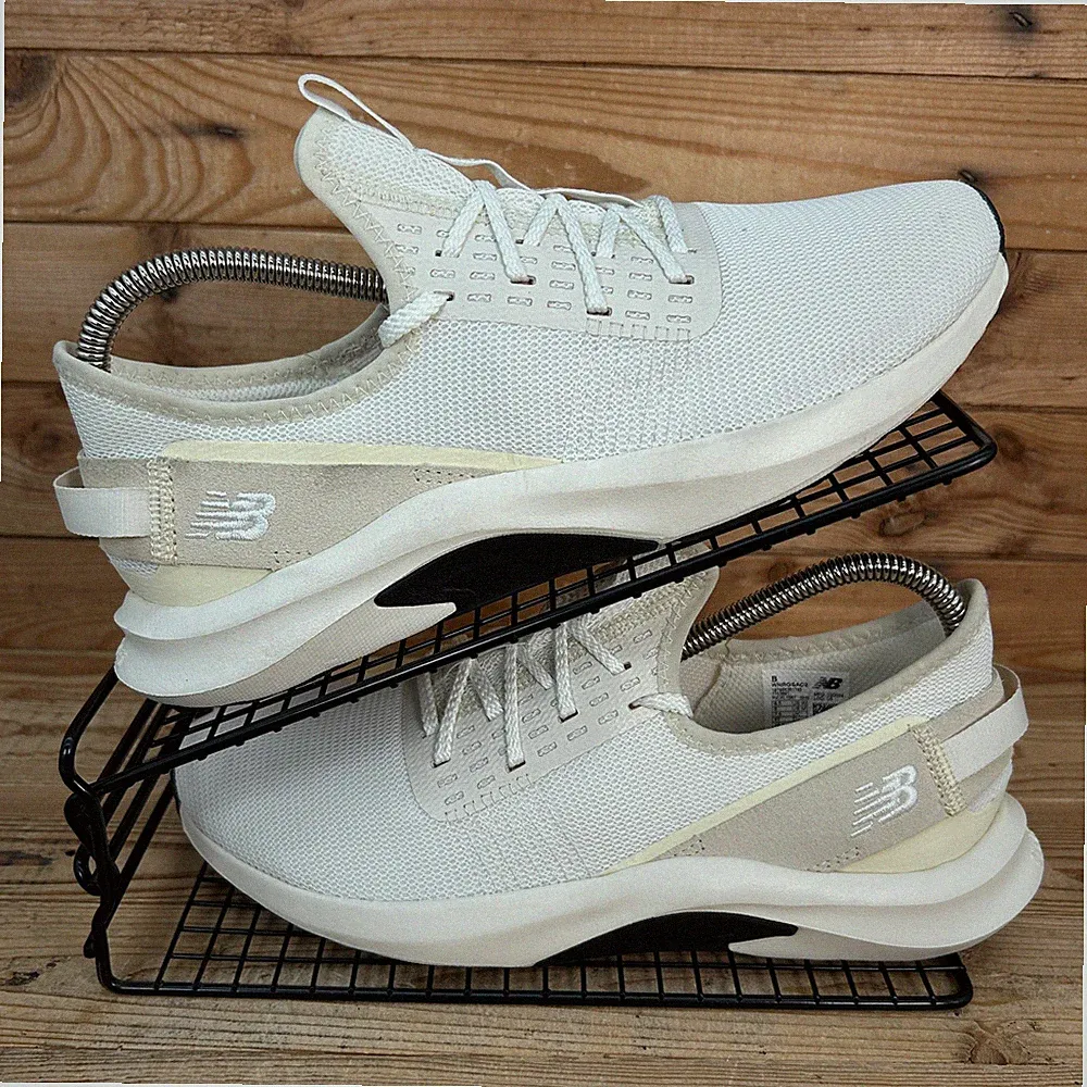 New Balance Damengröße UK 7,5 DynaSoft Nergize Sport v2 weiß Laufschuhe neu mit Karton