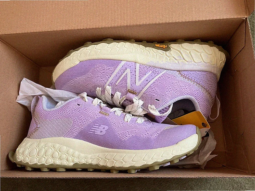 New Balance Fresh Foam Hierro Damen Trail Laufschuhe lila/weiß EU 37 WTHIER7Z