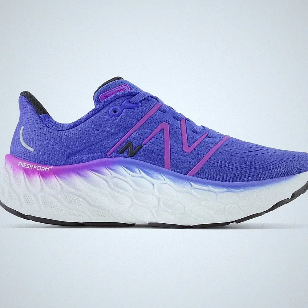 New Balance Fresh Foam More V4 Women marine blue Laufschuhe Joggingschuhe