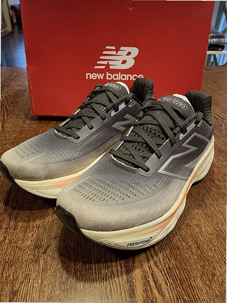 New Balance Herren 41,5 / 8 US Fresh Foam X 1080 V14 Black Cement Laufschuh