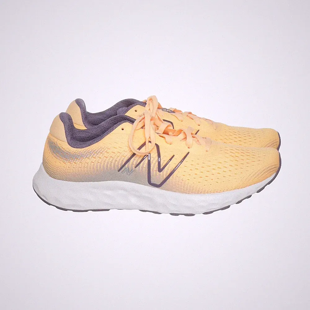 New Balance, Laufschuhe, Größe: 44, W520FT8, Orange/Lila/Weiß, Damen #HUJ