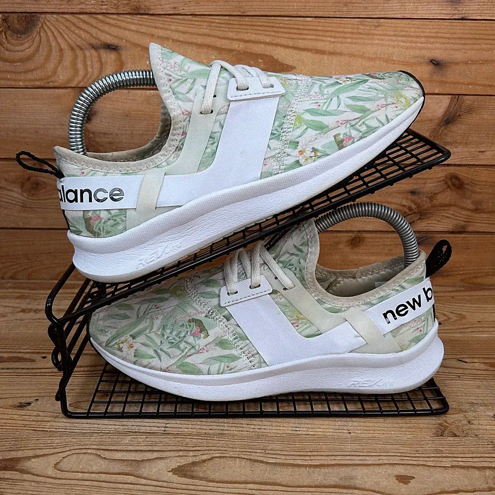 New Balance Turnschuhe Damen Größe UK 5,5 Nergize Sport Blumenmuster Laufen Fitnessschuhe Neu mit Karton