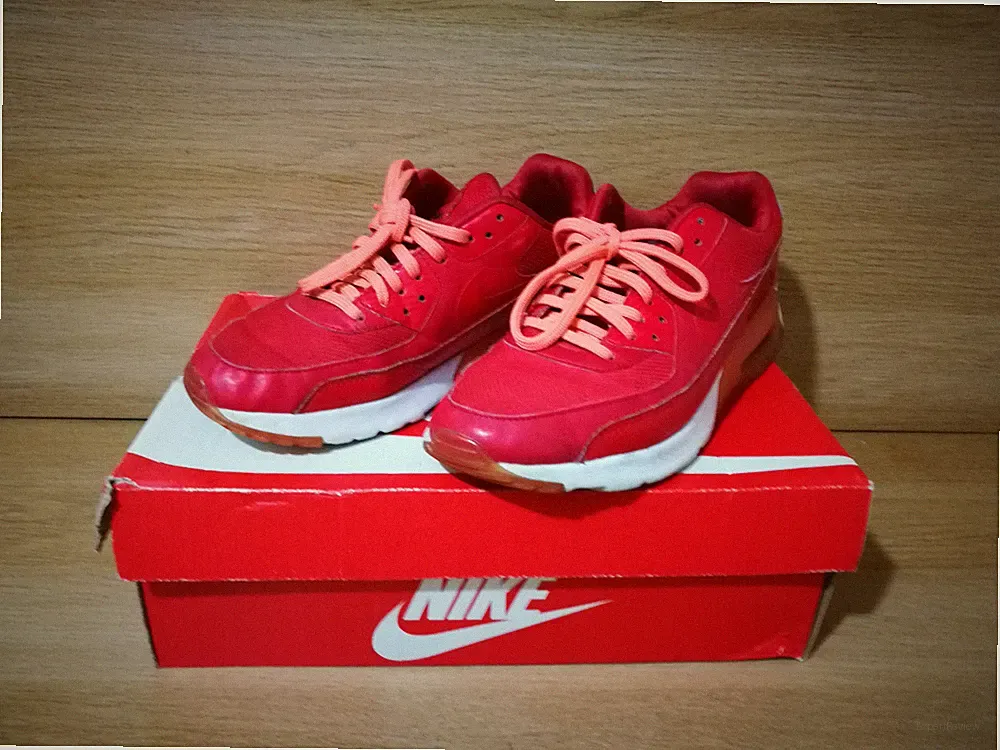 Nike Air Max 90 Turnschuhe UK Größe 5 Schuhe University Rot Sneaker Originalverpackt