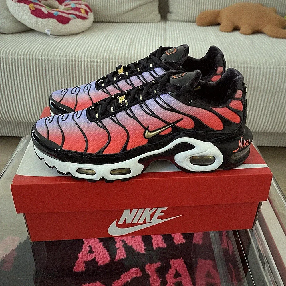 Nike Air Max Plus TN Sisterhood Size 38 NEW