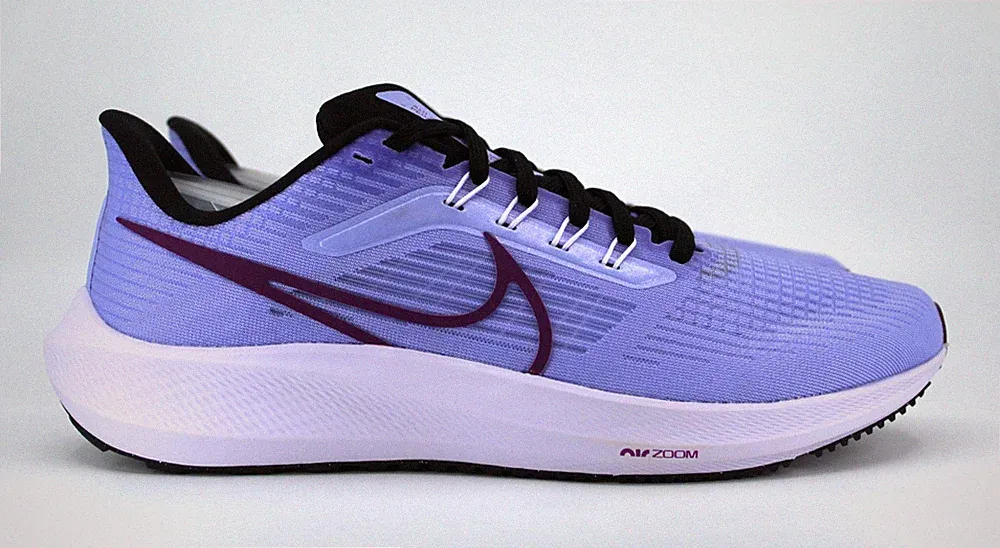 Nike Air Zoom Pegasus 39 Laufschuhe UK 9,5 Purple Pulse Viotech DX8942-500