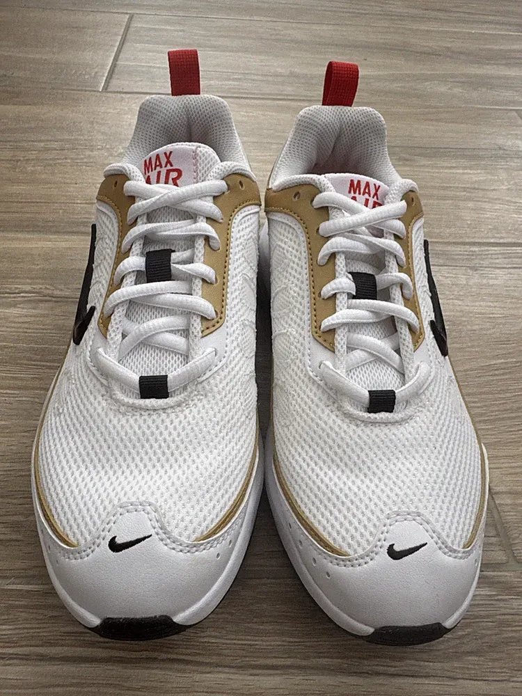 Nike CU4870-103 Air Max AP Laufschuh Weiß Gold Air Max Dämpfung UK 4 Euro 37.5