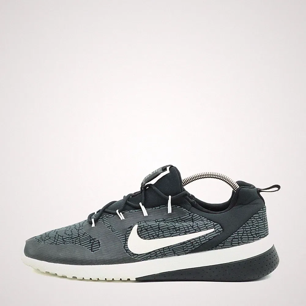 Nike Damen 916780-001 Laufschuhe Schwarz Weiß Textil Sportswear Sneaker EU 41
