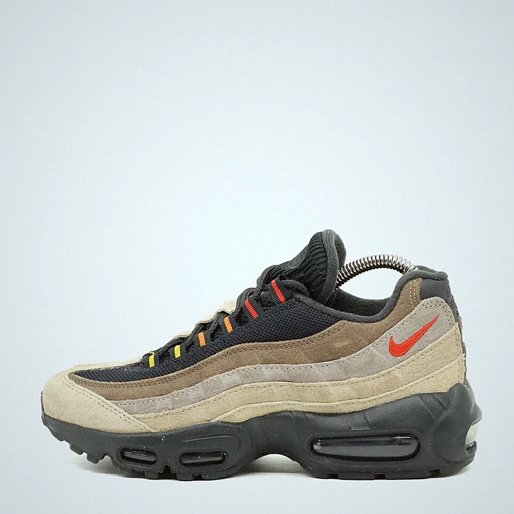 Nike Damen Air Max 95 Schuh Mehrfarbig Wildleder Low-Top Dämpfung Sneaker EU 38