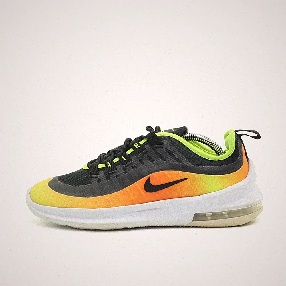 Nike Damen Air Max Axis Sneaker Luftsohle, atmungsaktiv EU 37,5