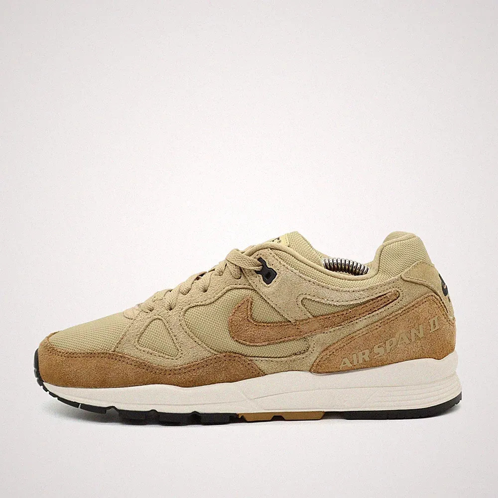 Nike Damen Air Span II Laufschuhe Beige Wildleder, Retro-Design Sneaker EU 40