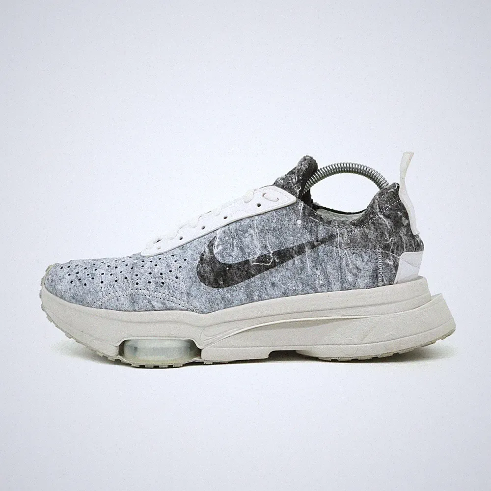 Nike Damen Air Zoom Type Laufschuh Grau Weiß Filz Auflage Sneaker EU 40.5