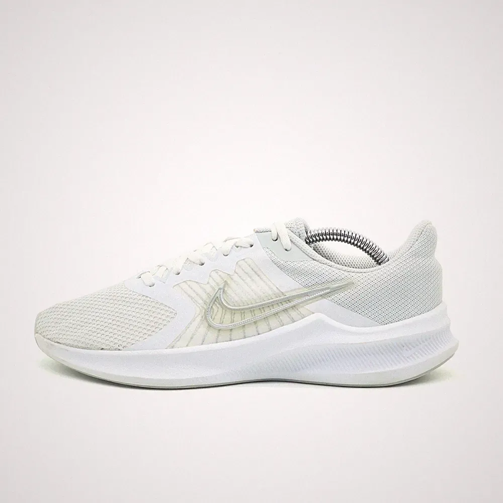 Nike Damen Downshifter 11 Sneaker Weiß Synthetik Leicht Laufschuh EU 38.5