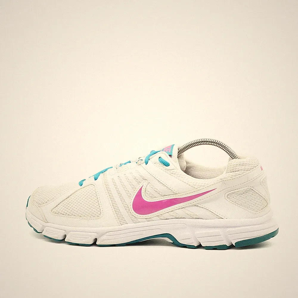 Nike Damen Downshifter 5 Sneaker Weiß/Pink/Türkis Mesh Low-Top Laufschuh EU 42.5