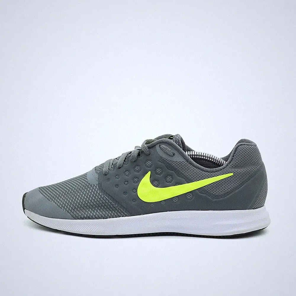 Nike Damen Downshifter 7 Sneaker Grau/Neon Komfortabel Laufschuh EU 40