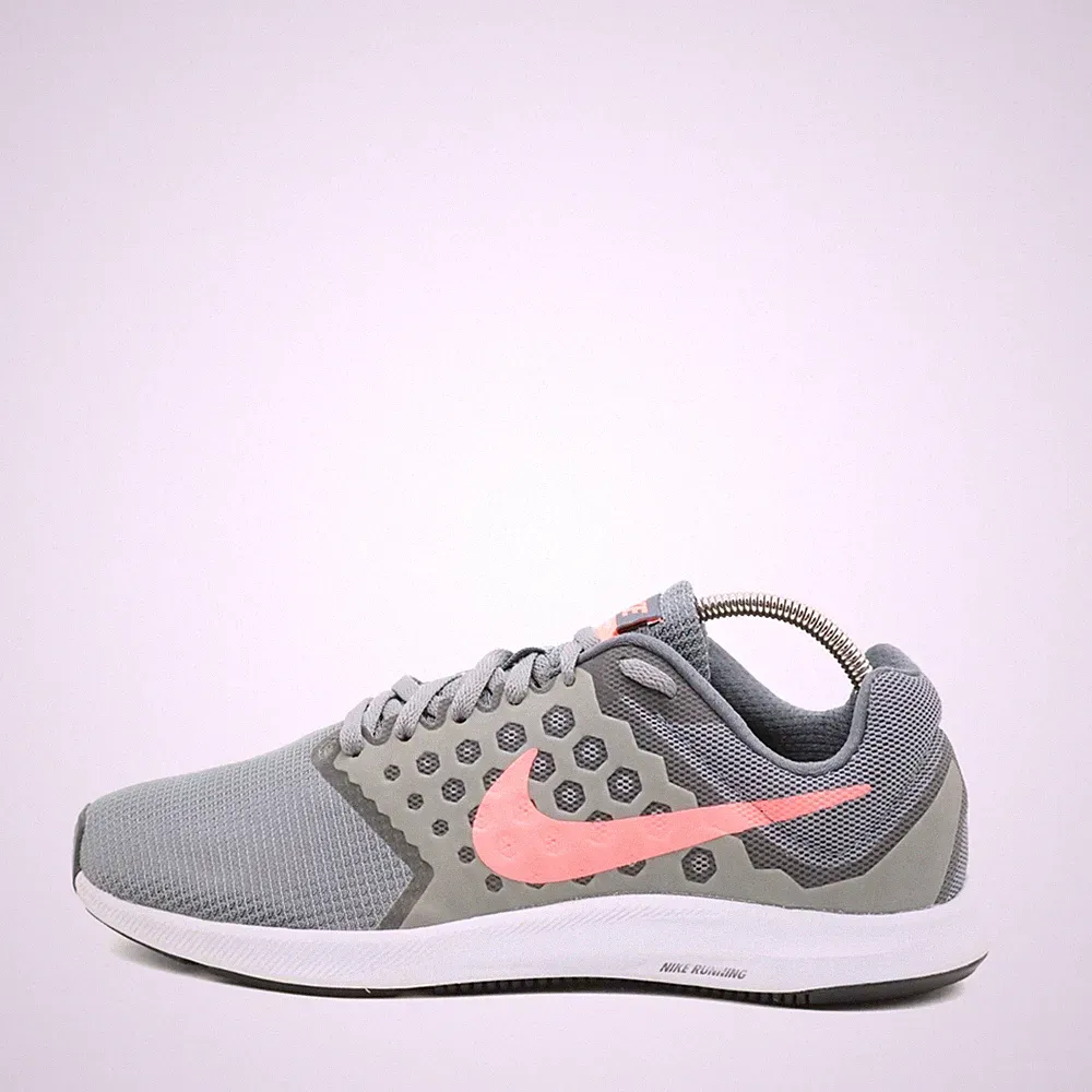 Nike Damen Downshifter 7 Sneaker Grau/Pink Mesh Low-Top Leicht Laufschuhe EU 39