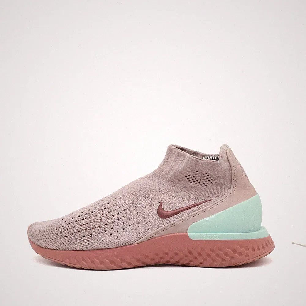 Nike Damen Epic Phantom React Flyknit Schuh Pink Mint Leicht Laufschuh EU 37.5