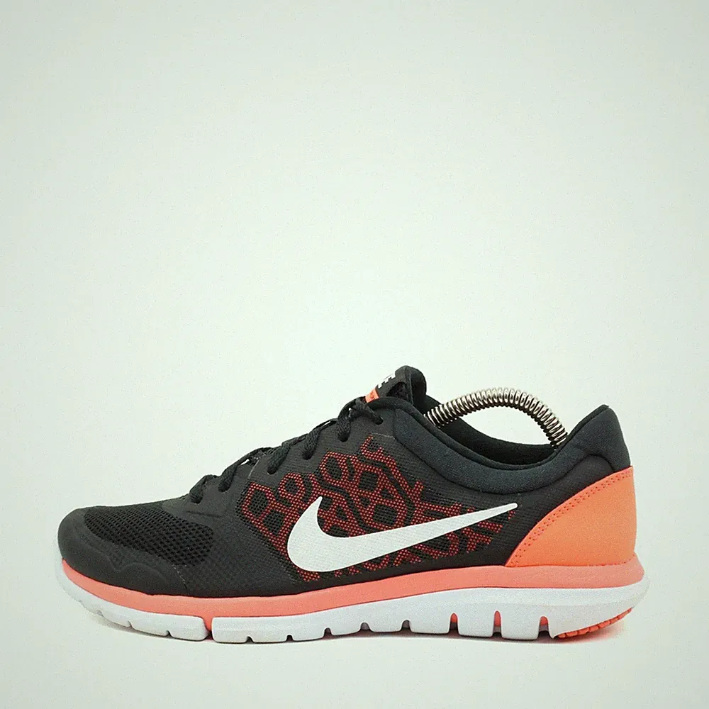 Nike Damen Flex 2015 RN Laufschuhe Schwarz/Orange/Weiß Low-Top Sneaker EU 38.5