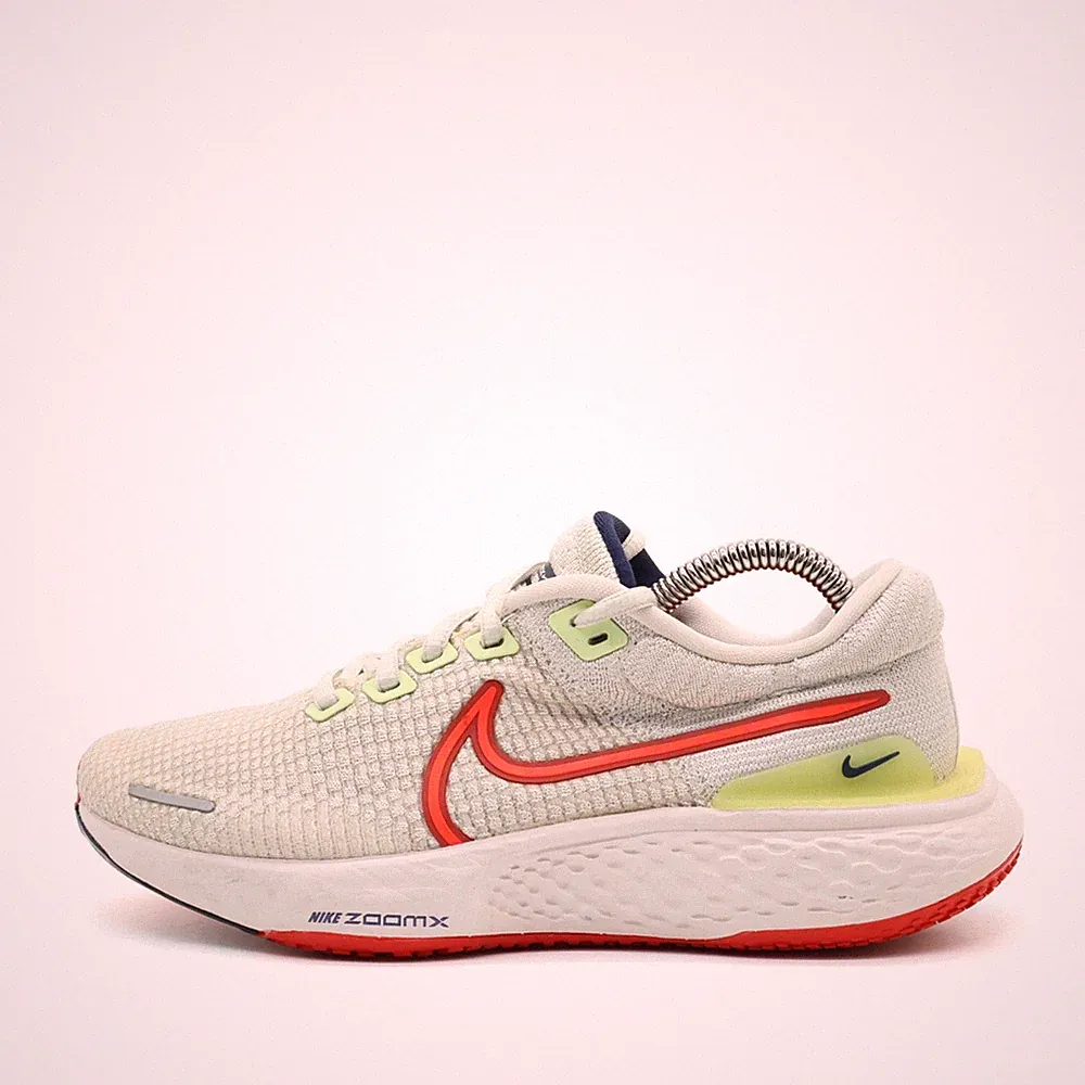 Nike Damen Invincible Run Flyknit 3 Sneaker weiß Textil ZoomX Laufschuh EU 36.5