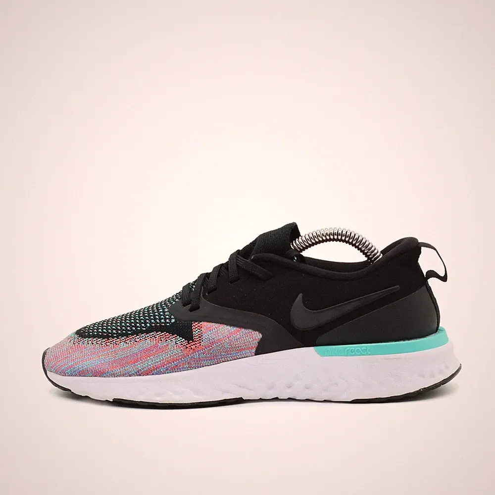 Nike Damen Odyssey React Sneaker Schwarz, , Türkis Gepolstert Laufschuhe EU 38