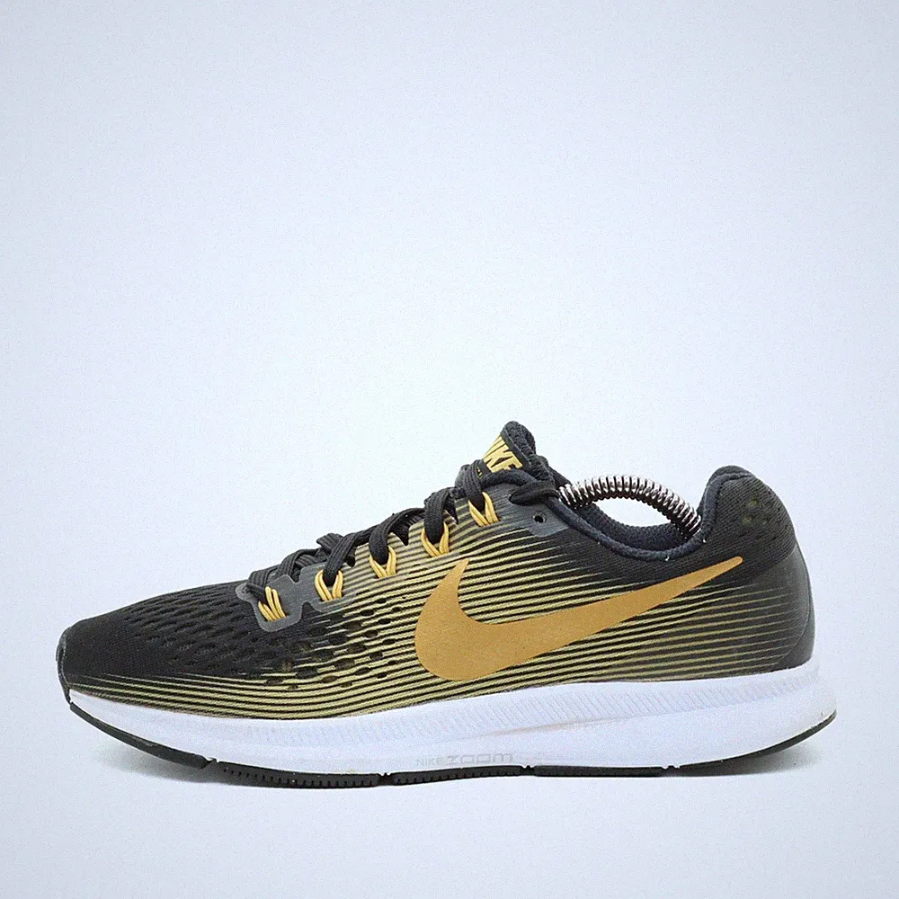 Nike Damen Pegasus 34 Sneaker Schwarz/Gold Synthetik Zoom Laufschuh EU 39