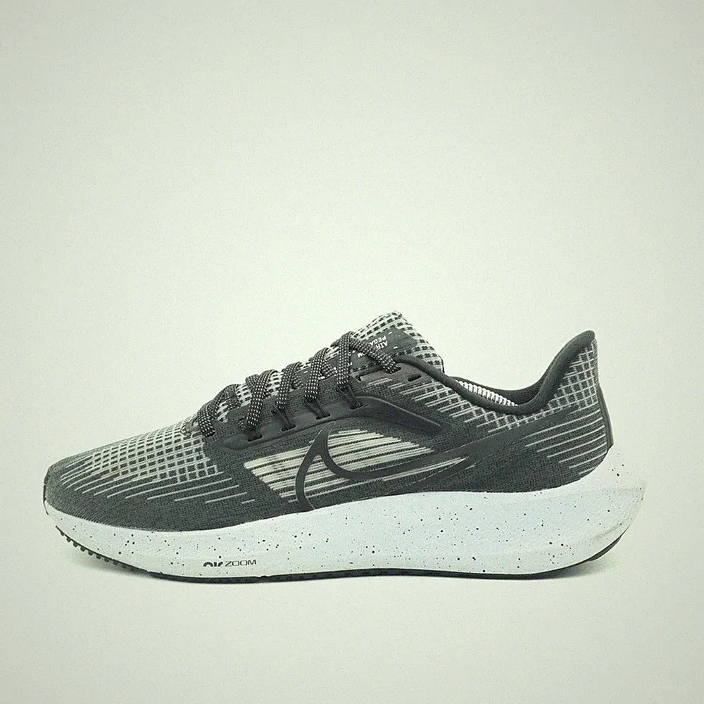 Nike Damen Pegasus 39 Sportschuhe Schwarz Weiß Textil Zoom Laufschuh EU 40.5